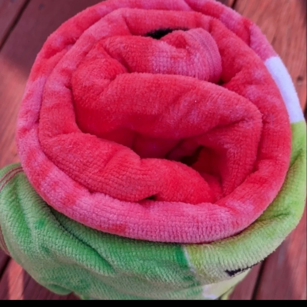 Kate Spade Oversized Luxurious Beach Towel - Picture 4 of 7